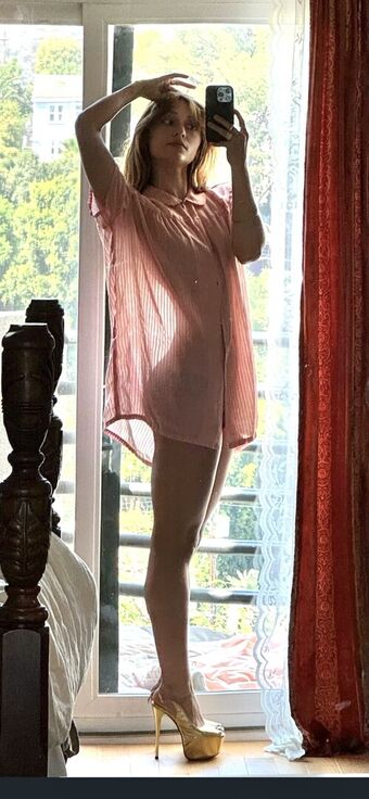 Madison Wild Голые слитые фото OnlyFans 46