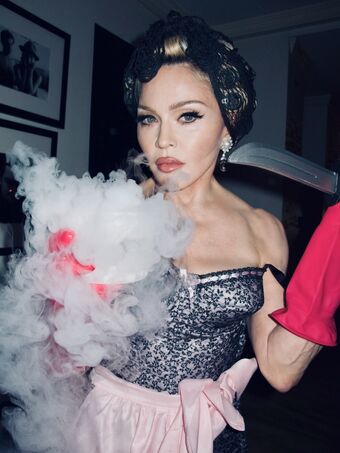 Madonna Голые слитые фото OnlyFans 94