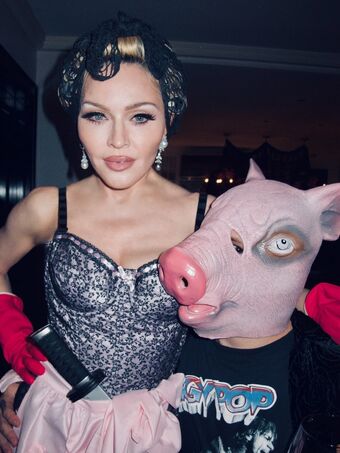 Madonna Голые слитые фото OnlyFans 97
