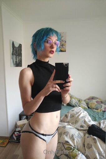mailinya Голые слитые фото OnlyFans 4