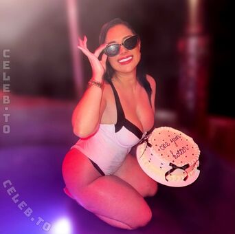 Maria Bell Голые слитые фото OnlyFans 33