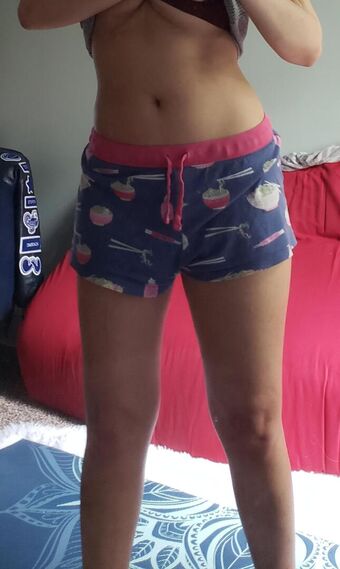 Marine Голые слитые фото OnlyFans 17