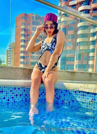 marinetv Голые слитые фото OnlyFans 3