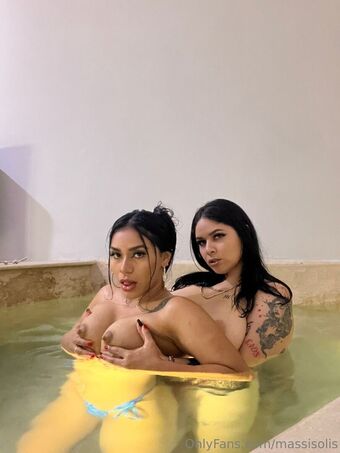 massisolis Голые слитые фото OnlyFans 10