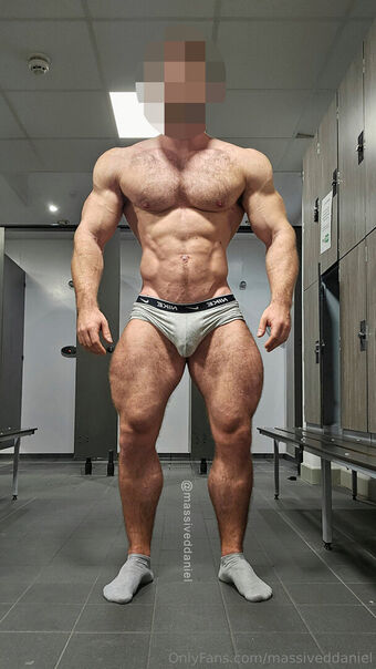massiveddaniel Голые слитые фото OnlyFans 39