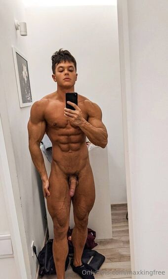 maxkingfree Голые слитые фото OnlyFans 97