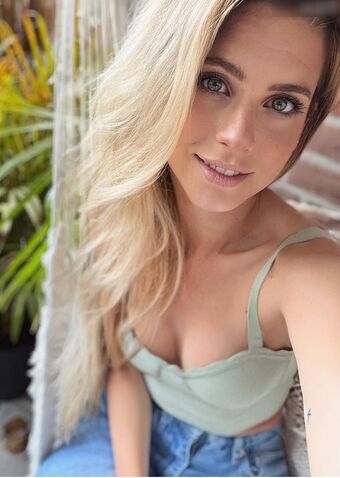 Melanie Pelzer