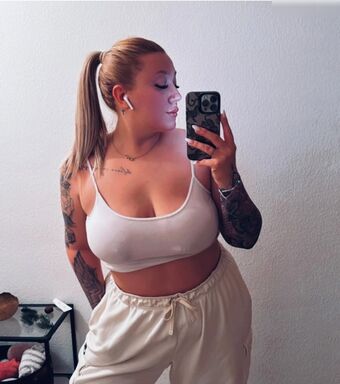 melinaxx__