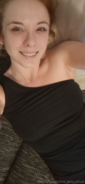 mia_ganz_privat Голые слитые фото OnlyFans 33