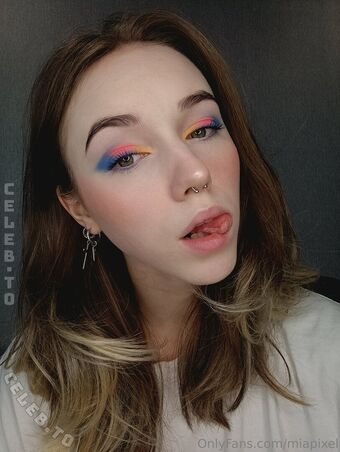 Mia Pixel Голые слитые фото OnlyFans 12
