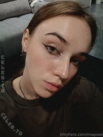 Mia Pixel Голые слитые фото OnlyFans 14
