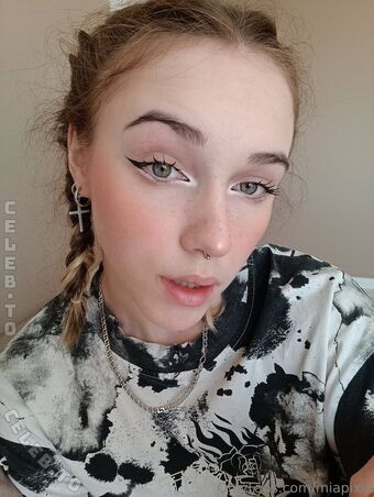 Mia Pixel Голые слитые фото OnlyFans 19