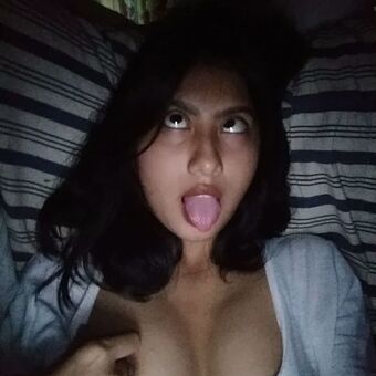 Michaela trinos