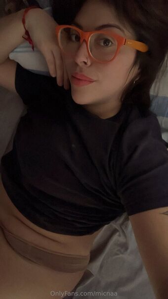micnaa Голые слитые фото OnlyFans 15