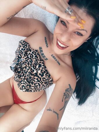 miiranda Голые слитые фото OnlyFans 16