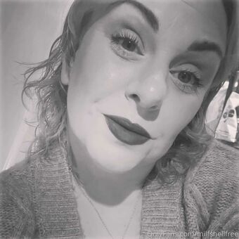 milfshellfree Голые слитые фото OnlyFans 7