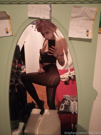 millenesg Голые слитые фото OnlyFans 8