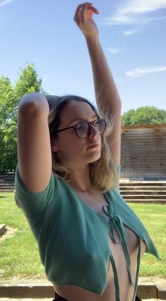 Millie Harris Голые слитые фото OnlyFans 18