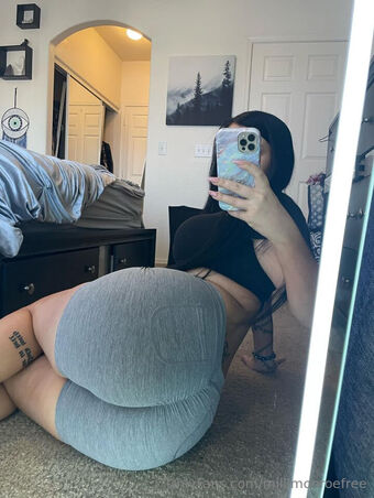 millimonroefree Голые слитые фото OnlyFans 30