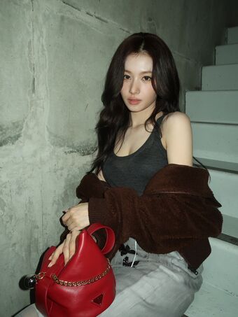 Minatozaki Sana (TWICE)