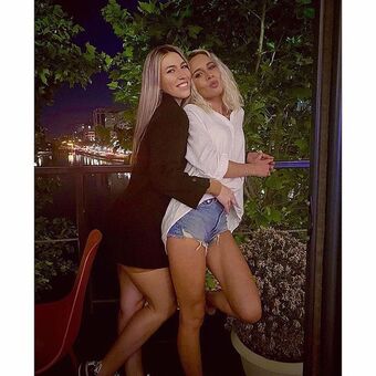 Minhas Edit Голые слитые фото OnlyFans 50