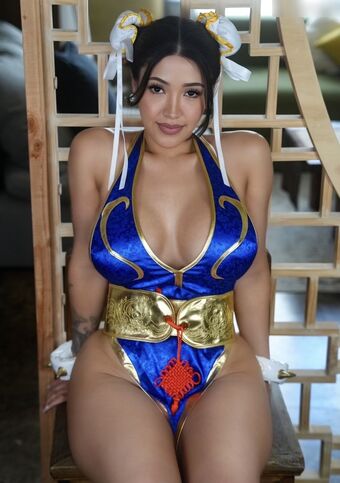 Minitinah OF Голые слитые фото OnlyFans 1