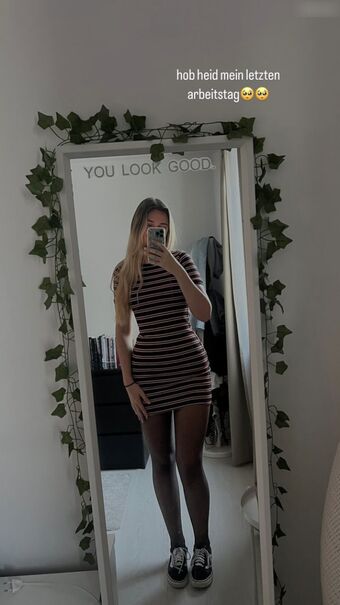 mischiidc Голые слитые фото OnlyFans 24
