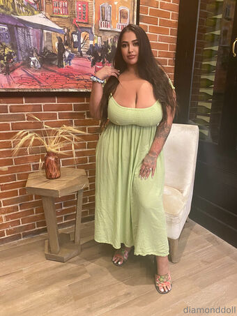 Miss Diamond Doll Голые слитые фото OnlyFans 24