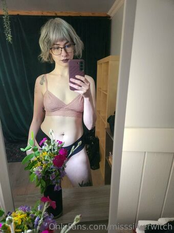misssilverwitch Голые слитые фото OnlyFans 18