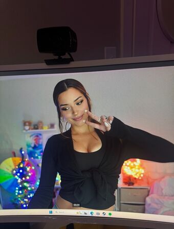 mole Голые слитые фото OnlyFans 42