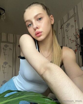 mon_mon Голые слитые фото OnlyFans 28