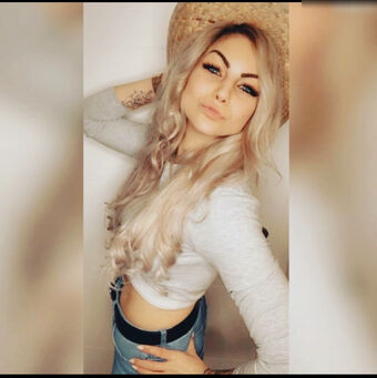 MonaRockt Голые слитые фото OnlyFans 22