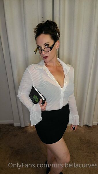 mrs.bellacurves Голые слитые фото OnlyFans 10