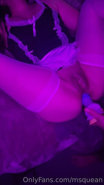 msquean Голые слитые фото OnlyFans 16
