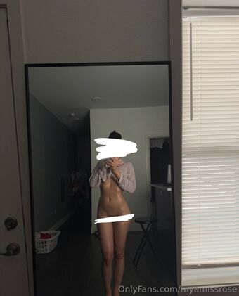 myamissrose Голые слитые фото OnlyFans 6