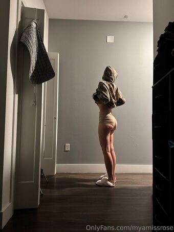 myamissrose Голые слитые фото OnlyFans 7