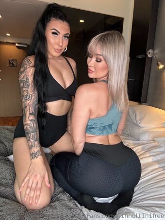 n1nnul11n1free Голые слитые фото OnlyFans 1