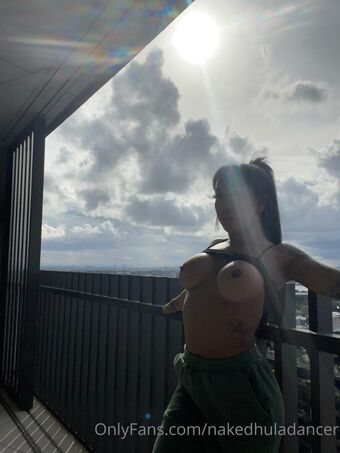 nakedhuladancer Голые слитые фото OnlyFans 12