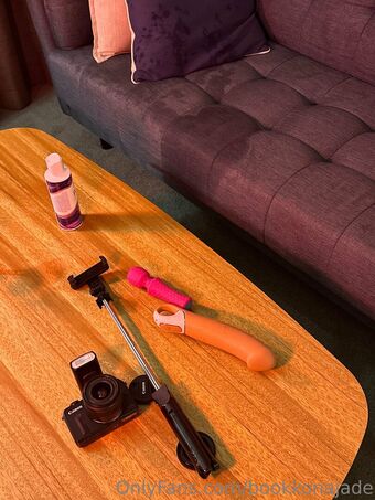 nakedhuladancer Голые слитые фото OnlyFans 13