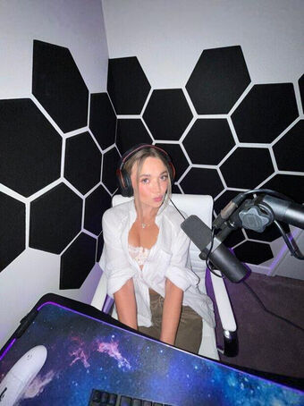 nataliedecker Голые слитые фото OnlyFans 8