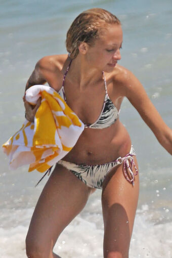 Nicole Richie