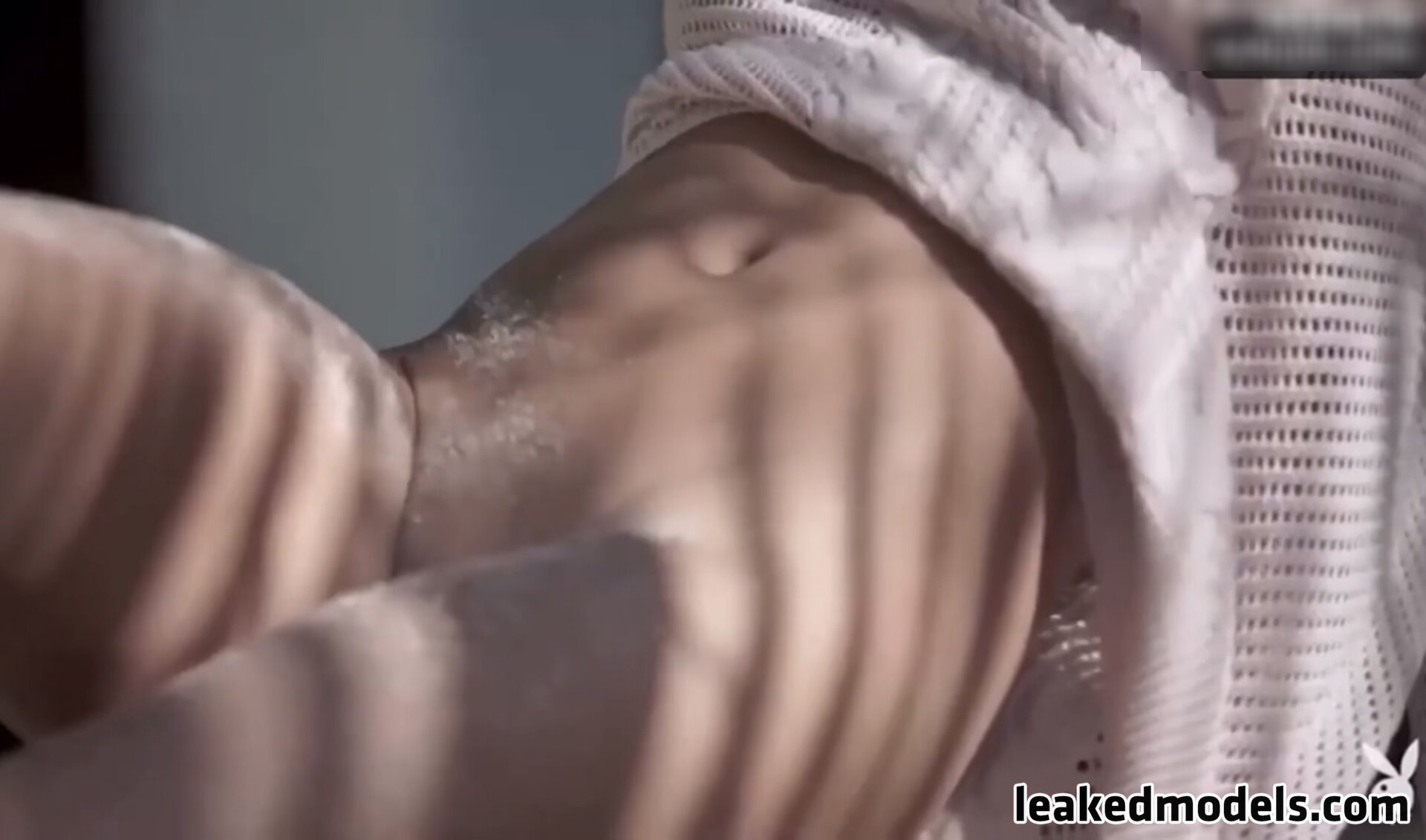 Nina Marie Daniele drama - feel the heat