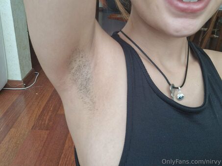 nirvy Голые слитые фото OnlyFans 34