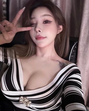 nisixixixi Голые слитые фото OnlyFans 94