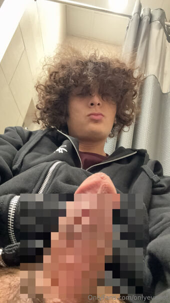 onlyevanof Голые слитые фото OnlyFans 16