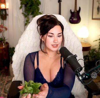 PalmBee Голые слитые фото OnlyFans 14