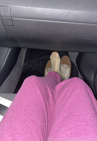 pantyhose_princess99