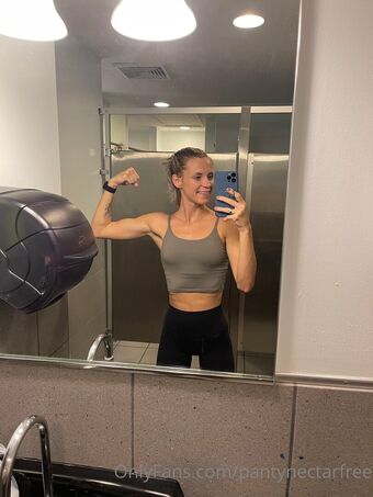 Pantynectarfree Голые слитые фото OnlyFans 34