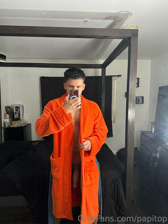 papitop Голые слитые фото OnlyFans 12