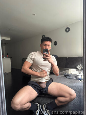 papitop Голые слитые фото OnlyFans 15